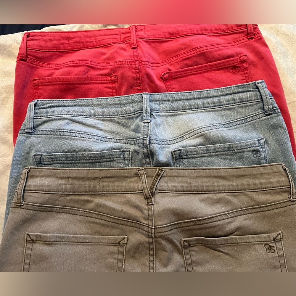 Jessica Simpson jeans size 12/31 - Picture 3 of 7